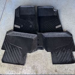 2022 Chevy Colorado floor mats