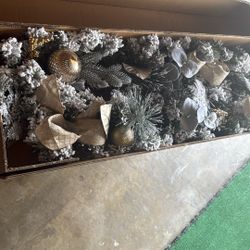 Christmas  9ft Prey Lit Decorated Garland 