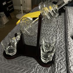 Dumbbell Decanter Set