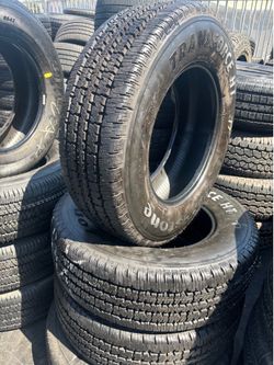 LT 245/70R17 Firestone vedo 4 llantas con 95% de vida las 4