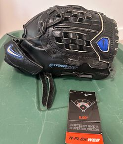 NIKE leather 11” Baseball Glove
