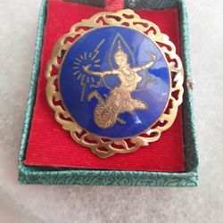 Vintage Brooch