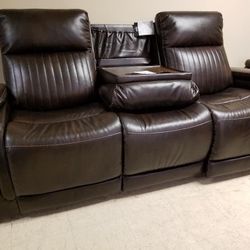 Team Time Chocolate Power Reclining Sofa /couch /Living room set