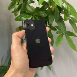 iPhone 12 - WiFi Only - 128GB
