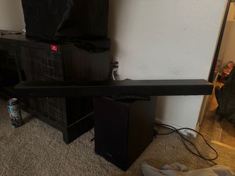 Samsung soundbar and subwoofer