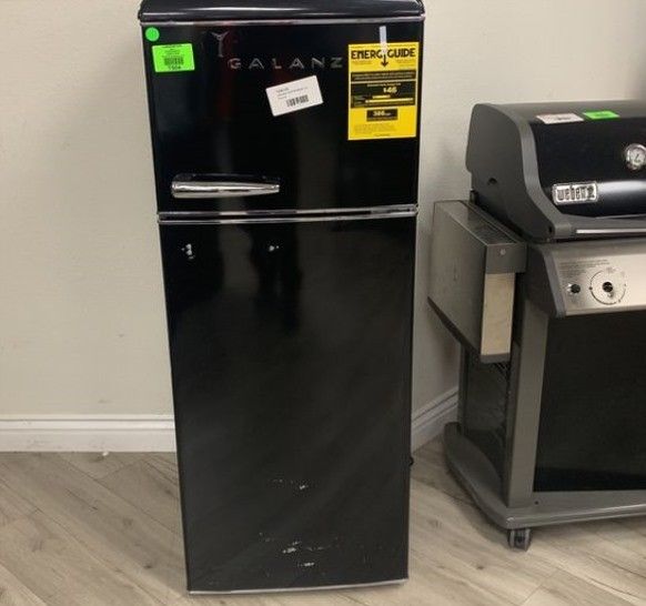 GALANZ GLR76TBKER REFRIGERATOR 5T Appliances