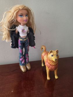 Bratz Walking Star CLOE doll and dog