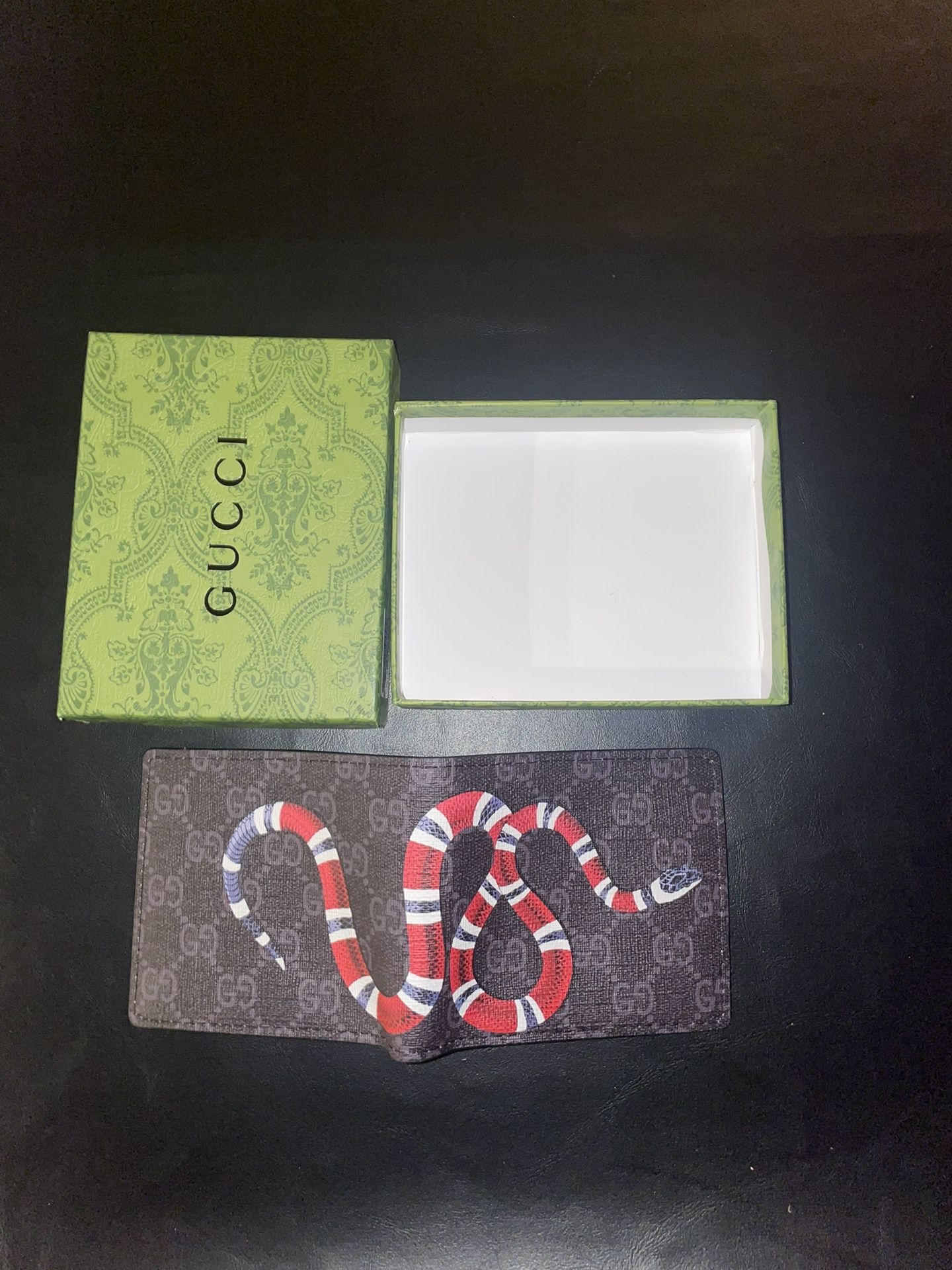 Gucci Wallet Bifold Purse With Snake