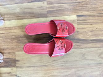 Beautiful authentic Tory Burch Sandals