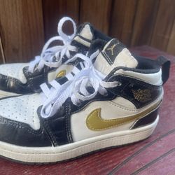 Jordan’s Shoes Size 2Y Youth