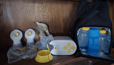 Breast pump Kit.
