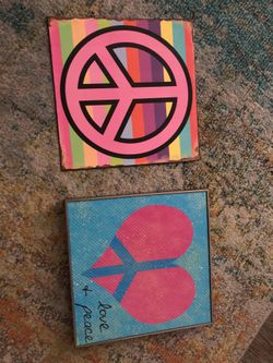 Peace Sign Wall Decor