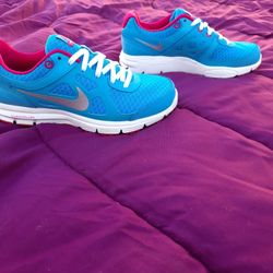 Nike Lunar Forever Blue Glow Pink  Lunarlon Running Shoe 