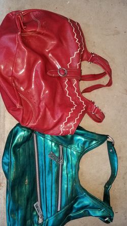 2 Purses!