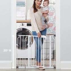 Regalo Easy Step 38.5-Inch Wide Walk Thru Baby Gate, Includes 6-Inch Extension Kit, Pressure Mount