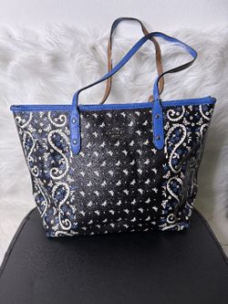 Beautiful Coach Bag In New Condition $125