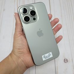 iPhone 15 Pro (Unlocked) 128GB 