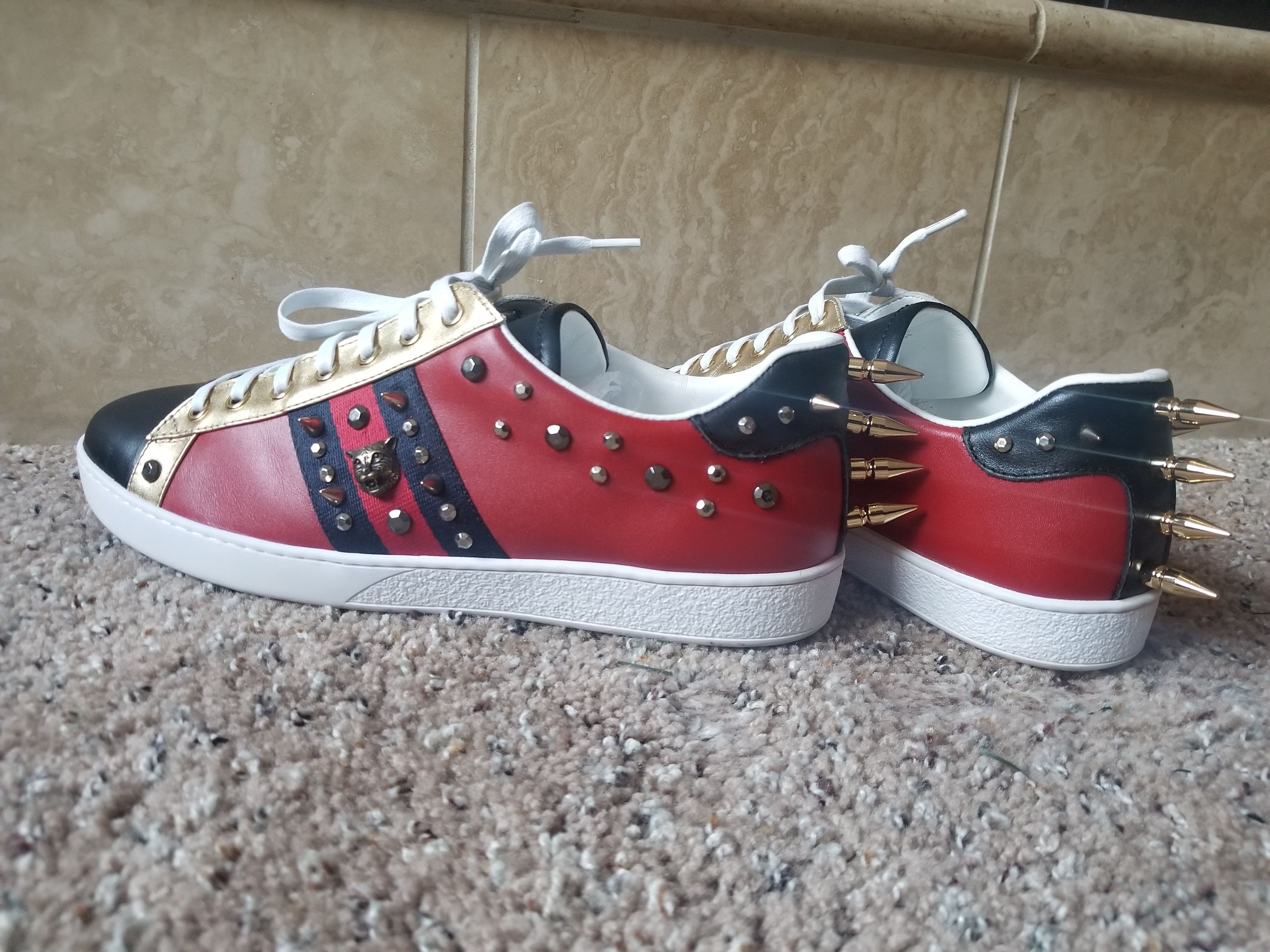 Gucci Spiked sneakers