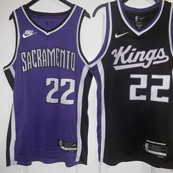Devin Carter Sacramento Kings Men's Jersey Bundle 2for1, Adult Size Small Lot Of 2 New with Tags ‘Go Kings” LIGHT THE BEAM