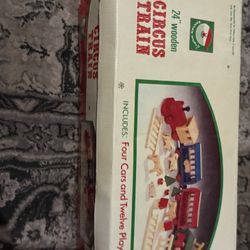 Vintage Wooden Circus Train 24" Santa's World 4 Cars 12 Play Pieces