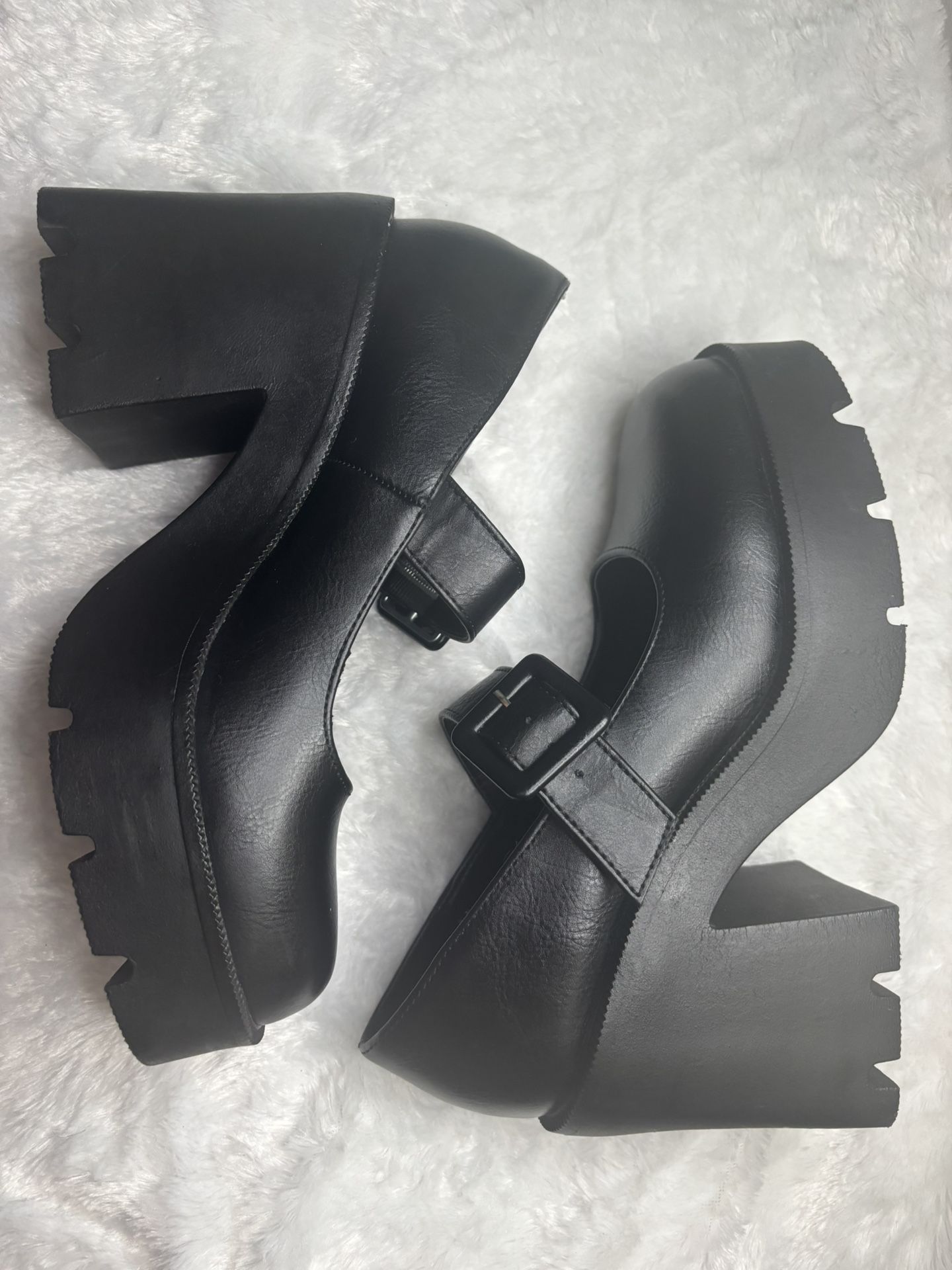Black Platform Mary Jane Heels Size 7.5