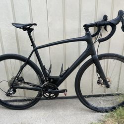 Specialized Roubaix Disc Carbon Road Bike XL 58cm! Very Nice!