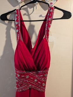 Red Crossback Sequence Long Dress Size 3/4 SEE PICS AND DESCRIPTION