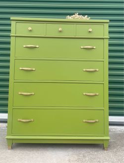Beautiful Midcentury Huntley Modern Dresser 36x18x46
