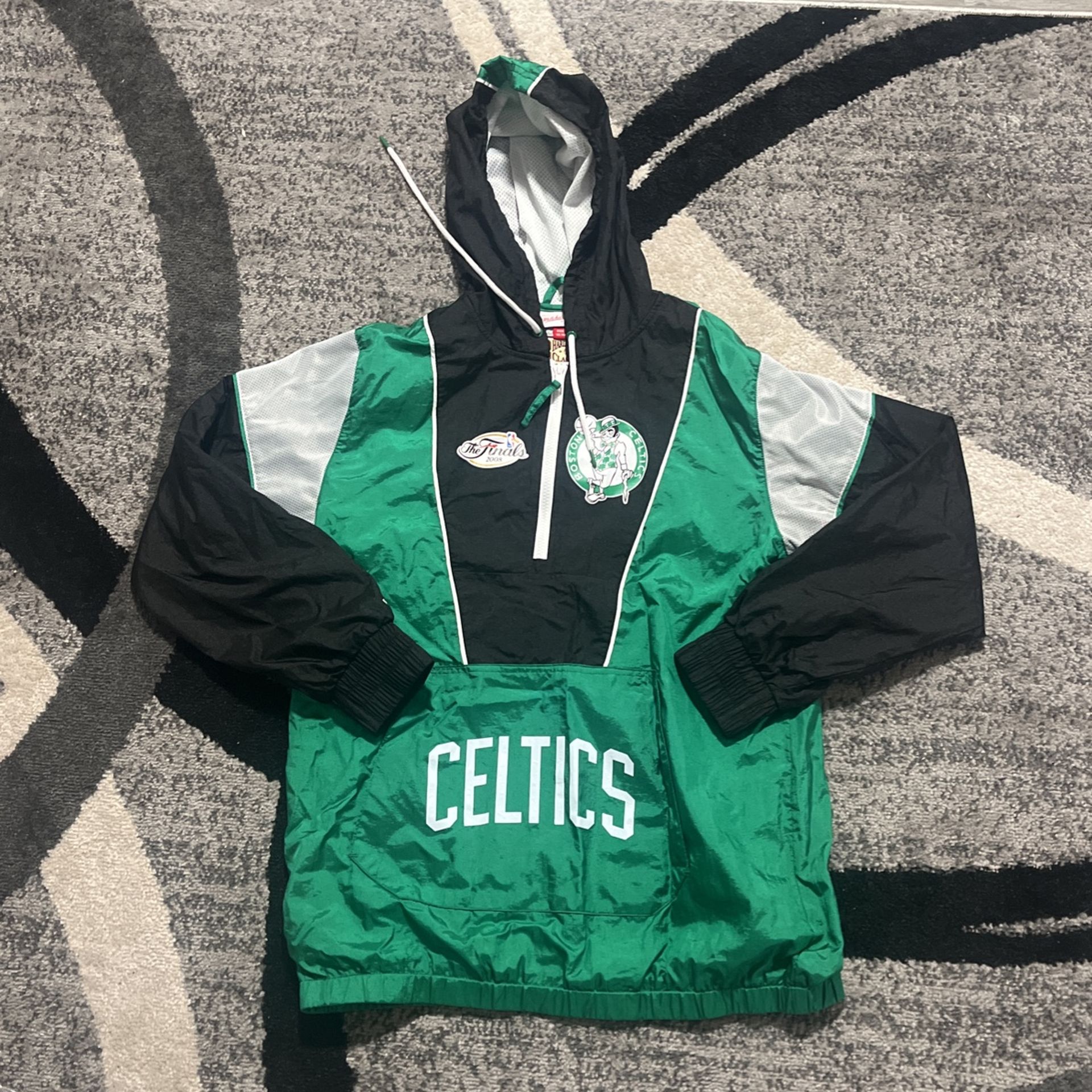 NBA Celtics Mitchell & Ness Half Zip Windbreaker Size M