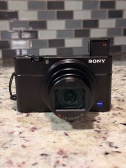 Sony Cyber-shot DSC-RX100 VI 20.1 MP Digital Camera - Black