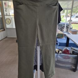 Like New Crft And Barrow Pants Womens Size 10 Short Effortless Stretch Pull-on Design 