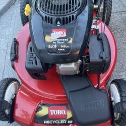 Toro 22” self propelled mower powered by strong and reliable 149cc kholer engine