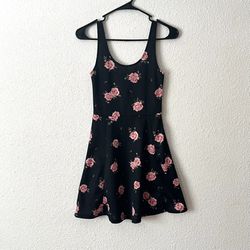 Divided By H&M Scoop Back Black Floral Fit Flare Stretch Casual Mini Dress Size 2