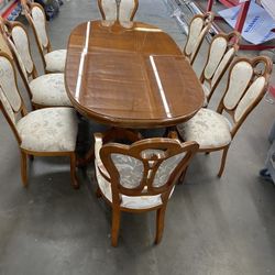 Italian Design 8 Chair Dinning Room Table With China Cabinet 