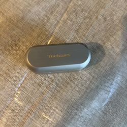 Technic EarBuds, Brand New, fresh out the box