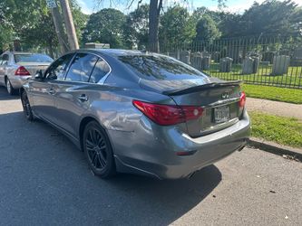 2015 Infiniti Q50