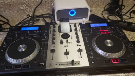 Numark mixdeck con usb auxiliar mp3 CD y ipod