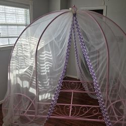 FREE Princess Carriage Bedframe 