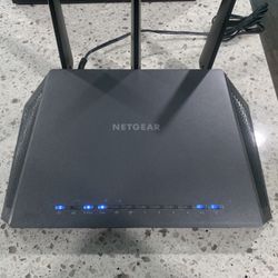 NETGEAR NIGHTHAWK Router R7000
