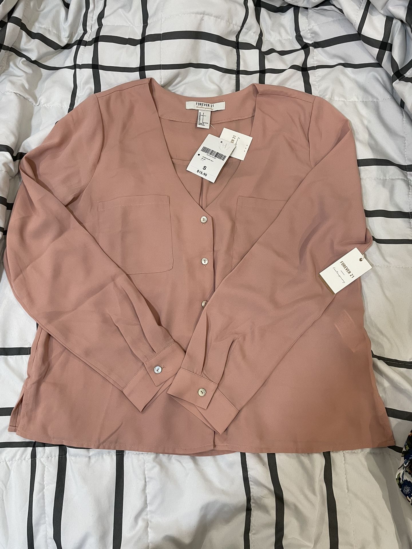 new forever 21 blush blouse