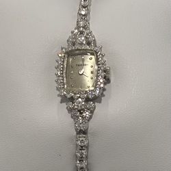 Vintage Ladies Watch Diamond  Gold