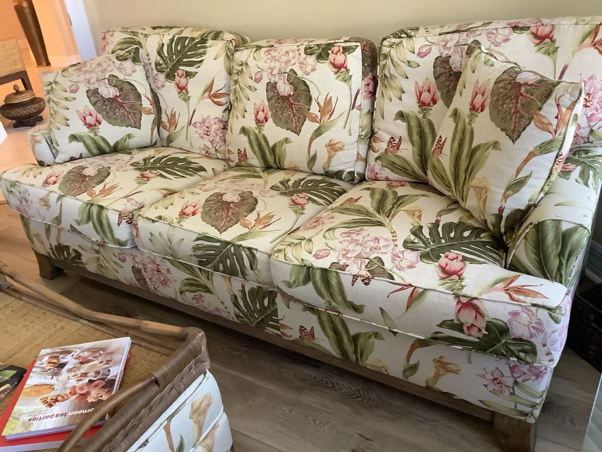 Tommy Bahama Queen Sleeper Sofa With Ottoman And Artwork
