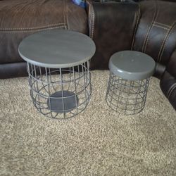 2 Small Side Tables Nw215/Lone Mountain