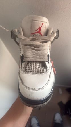 Air Jordan 4 Retro White/Grey Sneaker