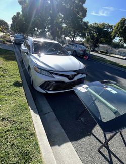 Auto Glass & Windshield