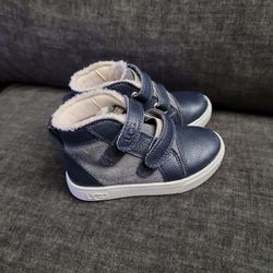 UGG Toddler Boot Size 8