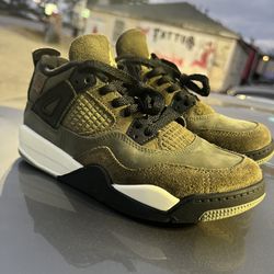 ‘Olive’ Jordan 4