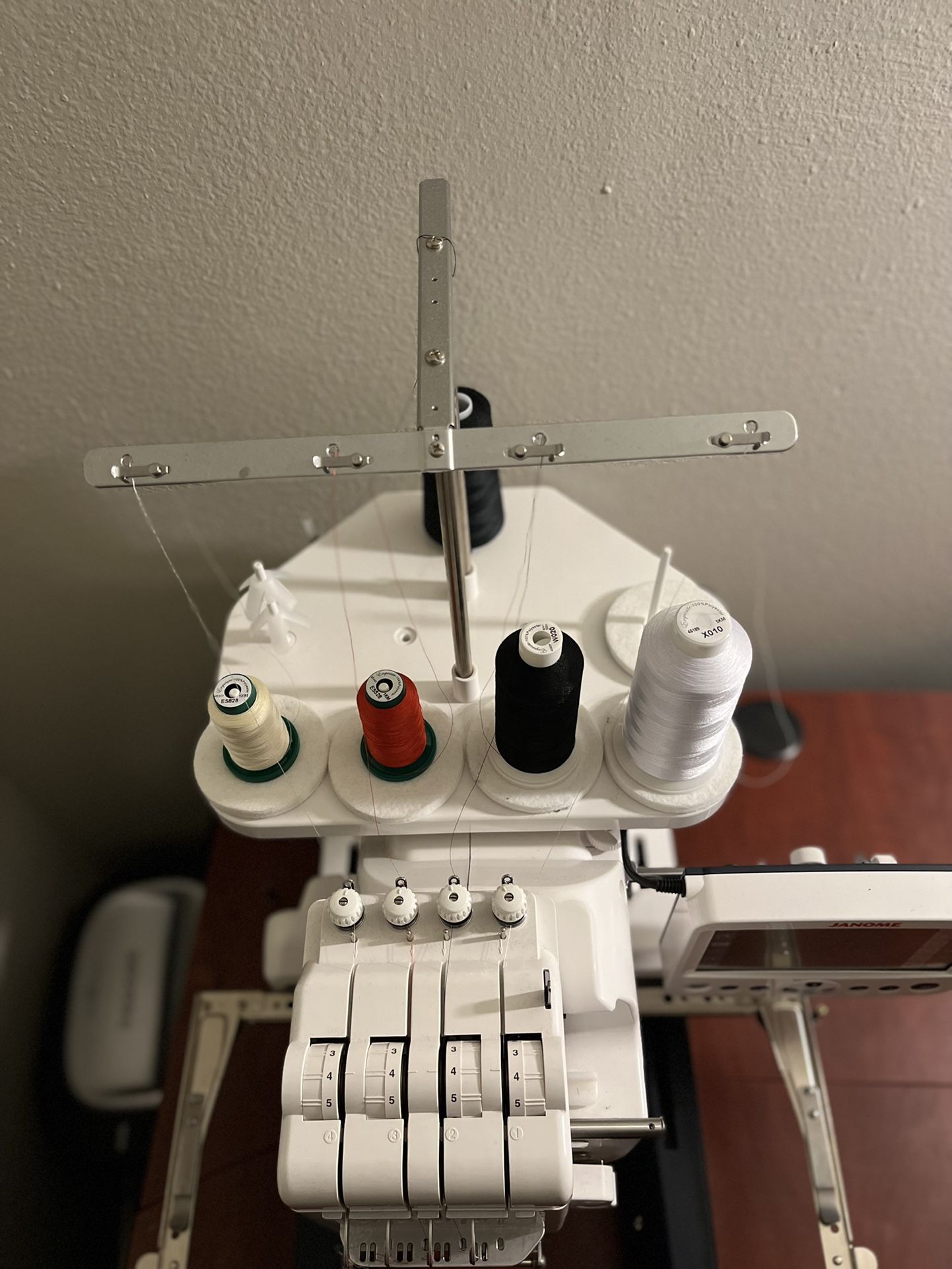 PRICE DROP JANOME MB4S 4NEEDLE EMBROIDERY MACHINE for Sale in Los