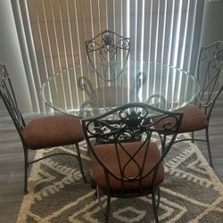 Dinning table