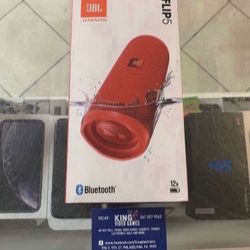 JBL Flip 5 Bluetooth Speaker